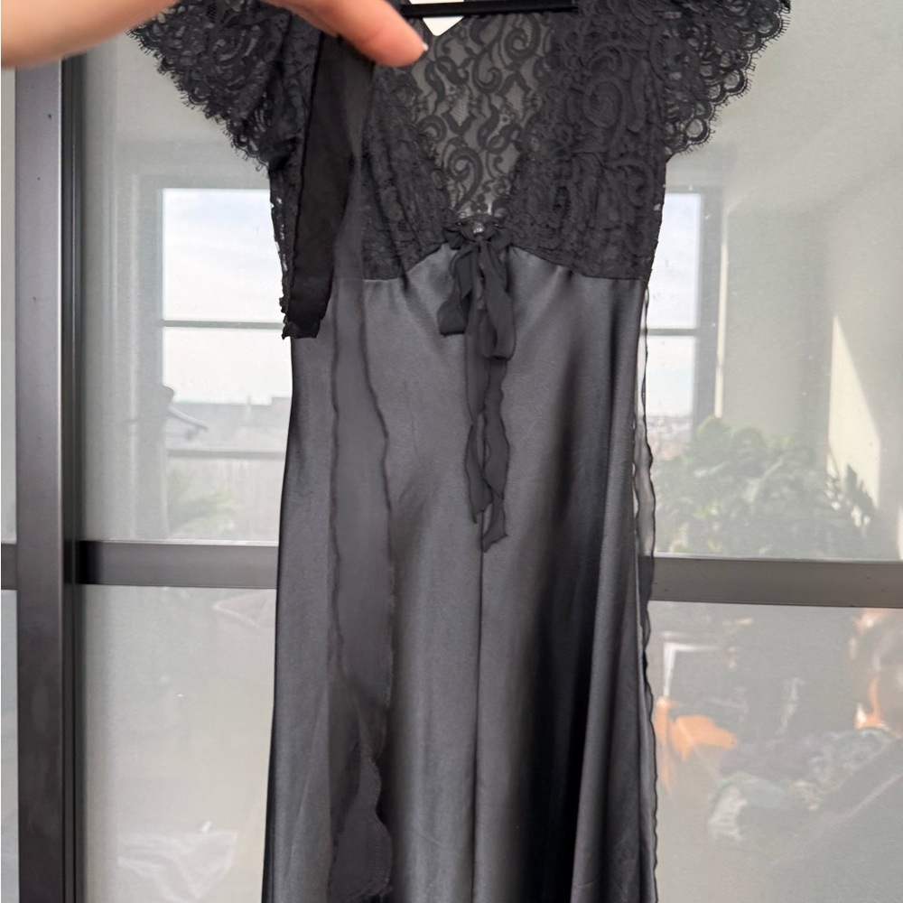 Christian Dior black satin nightgown - Picture 4 of 12